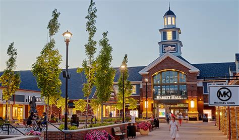 Store Directory for Woodbury Common Premium Outlets®